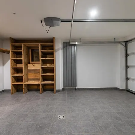 Biancava - Chalets Pour 9 Personnes 684